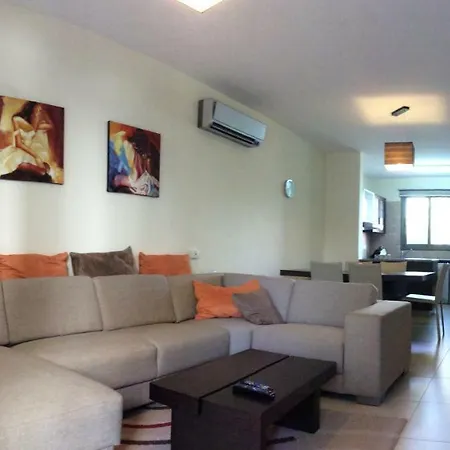 Nyaraló Two Bedroom Townhouse